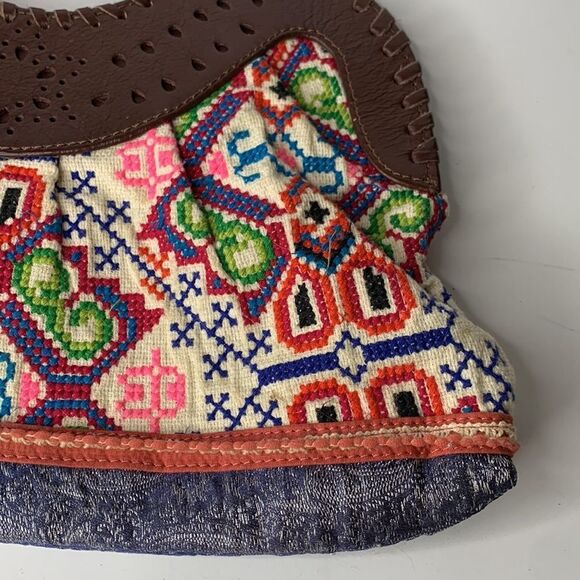 Jasper & Jeera Anthropologie embroidered quilted leather clutch - Picture 2 of 7